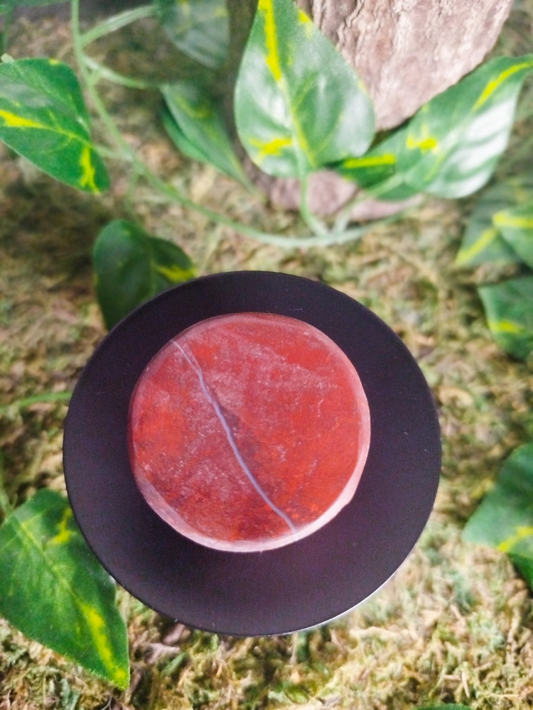 Galet Arrondi Face Polie Jaspe Rouge