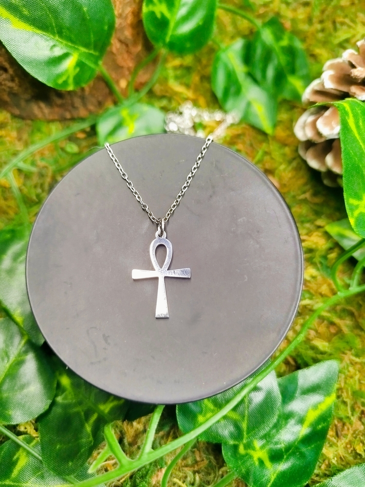 Collier de protection argenté Croix de Ankh