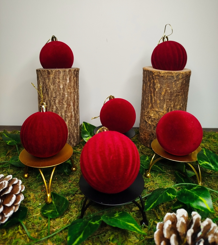 Boules de Sapin Velours - rouge pour décoration de Noël