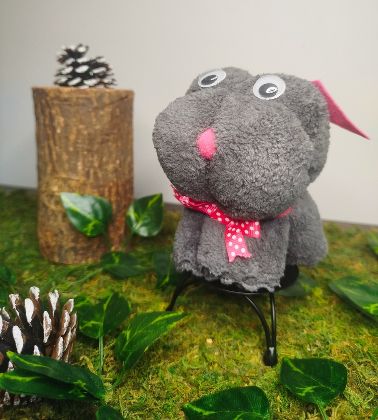 Doudou serviette bébé gris – idée cadeau naissance et baby shower