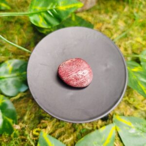 Thulite