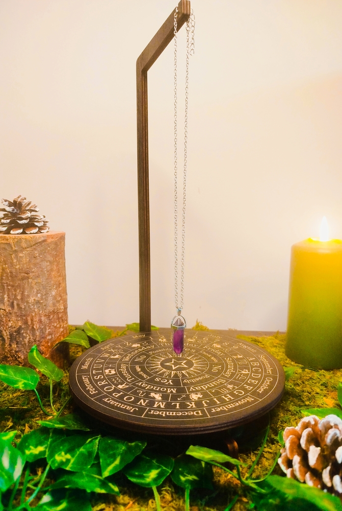 SUPPORT, PLANCHE DIVINATION et PENDULE