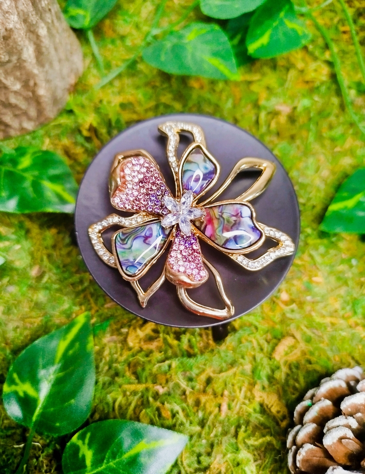 broche fleur exotique